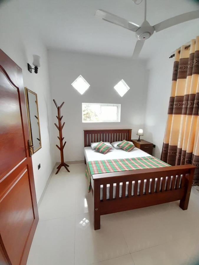 Jasmine Apartments Negombo Exterior photo